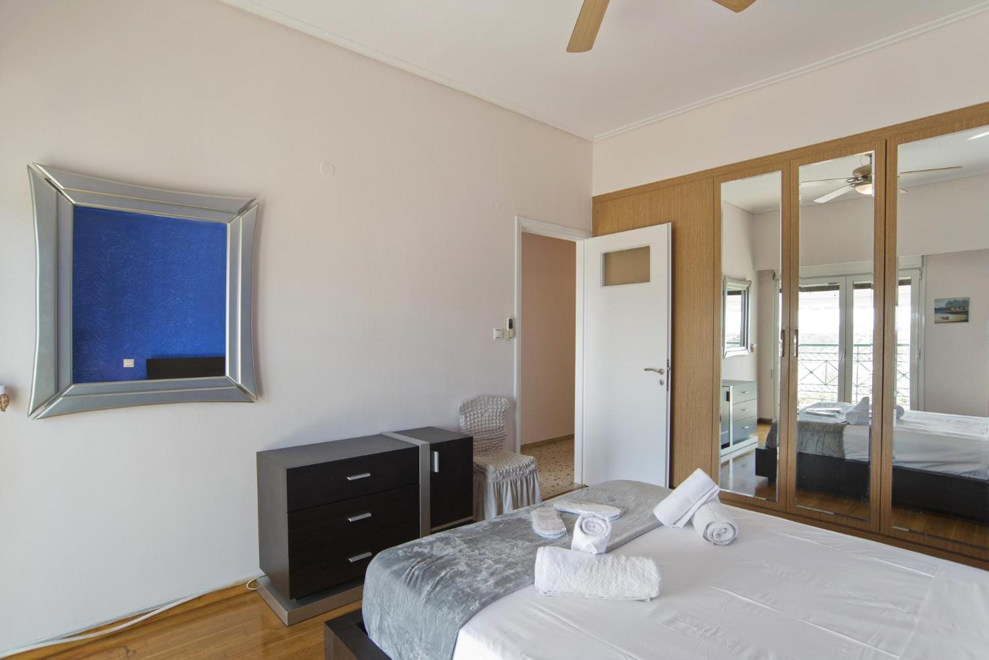 Nn Moschato Seaviews * Piraeus